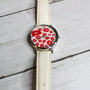 Vintage Women's Retro Watch Silver Red Hot Lips